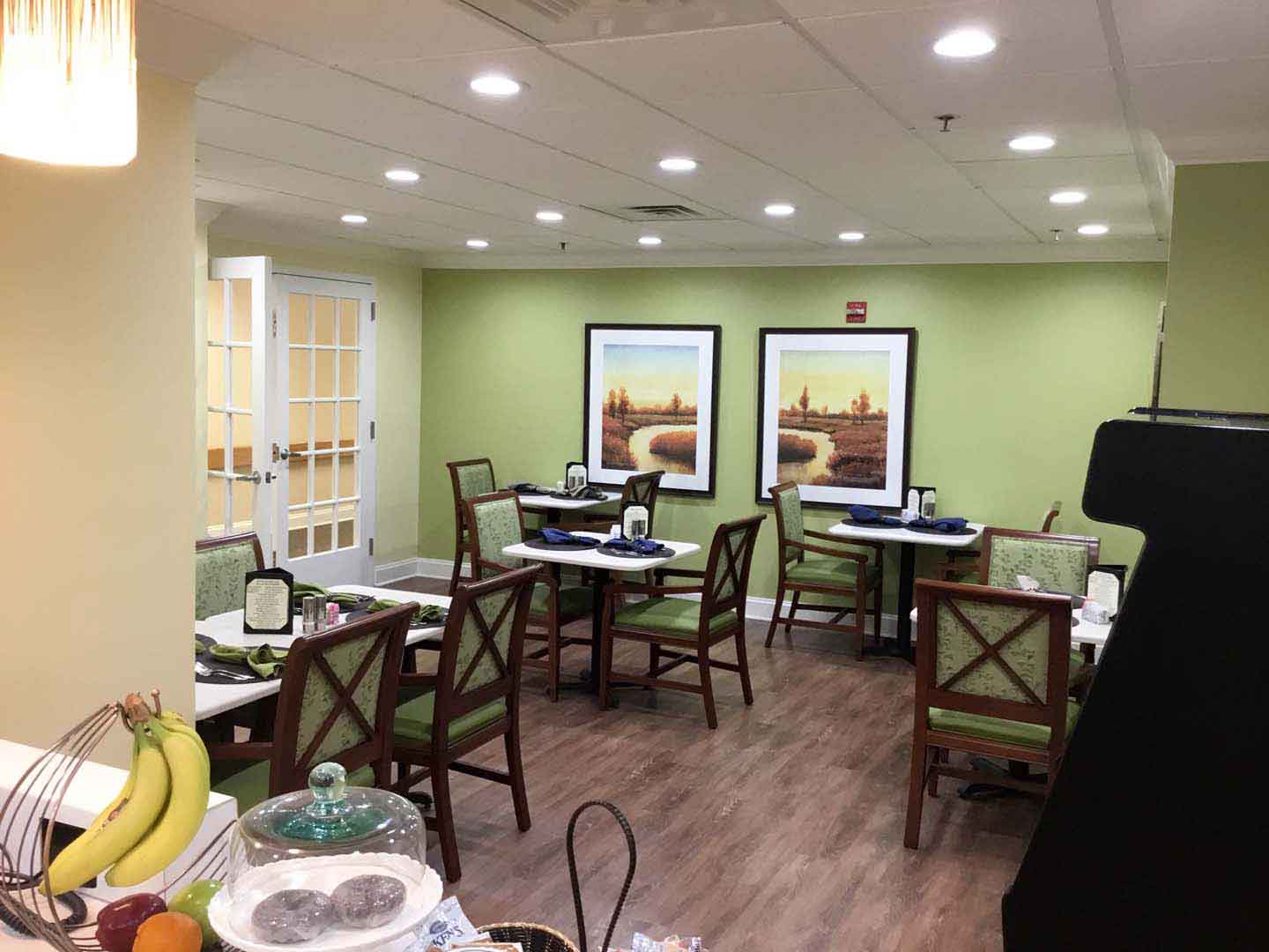 SSQ-Teasville-Stop-Cafe-Photo-2-2